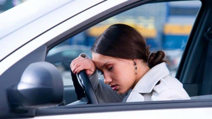 nebezpečenstvo jazdy pri ospalosti; riziko ospalosti počas jazdy