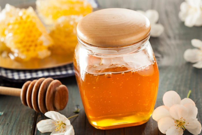 výhody surového medu