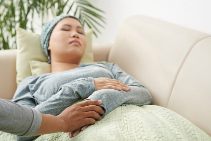 pacienti s rakovinou majú ťažkosti so spánkom
