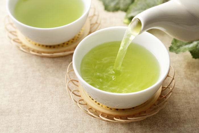 výhody pitia zeleného čaju