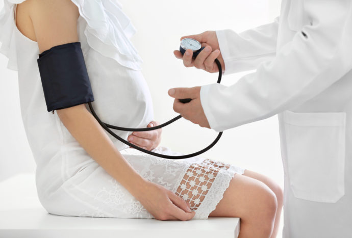 kontrola krvného tlaku tehotných žien