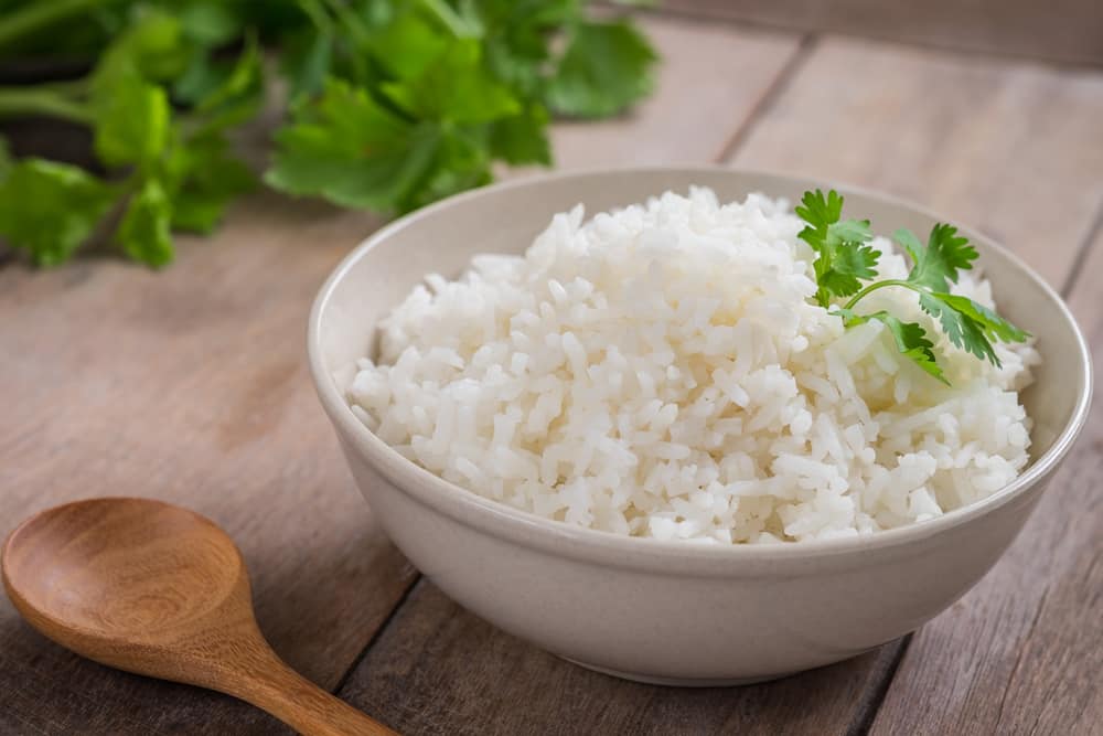 jesť bielu ryžu