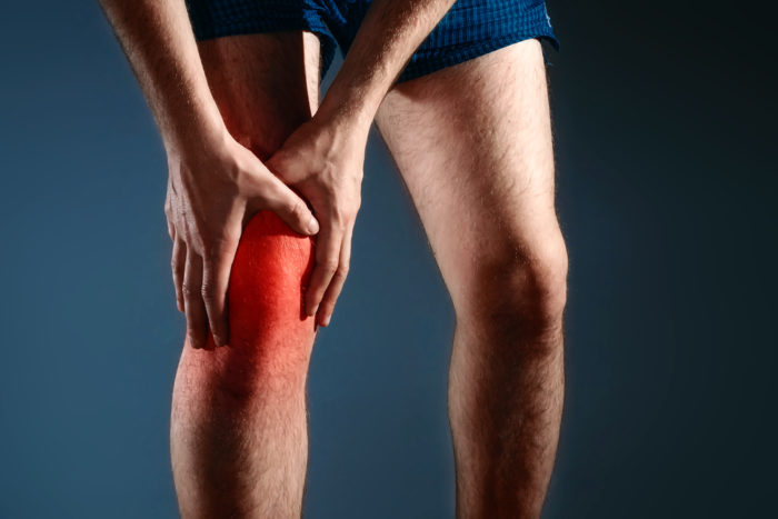 príčinou bolesti kolena