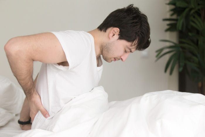 príčiny pravých bolesti chrbta
