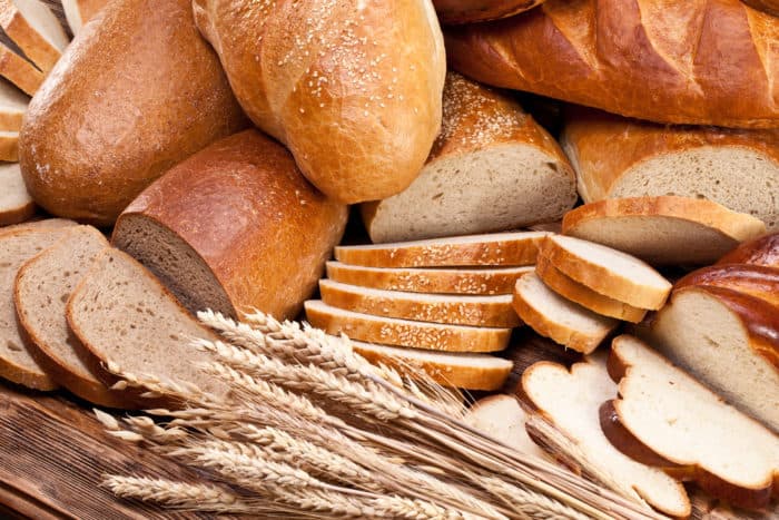 celozrnný chlieb alebo biely chlieb