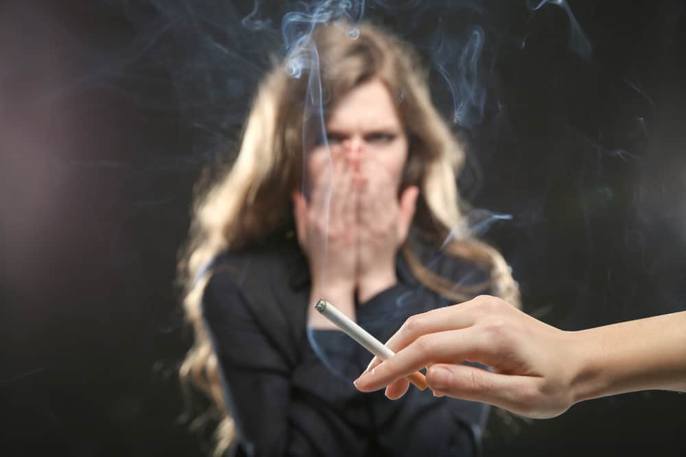 nebezpečenstvo cigaretového dymu pre pasívnych fajčiarov