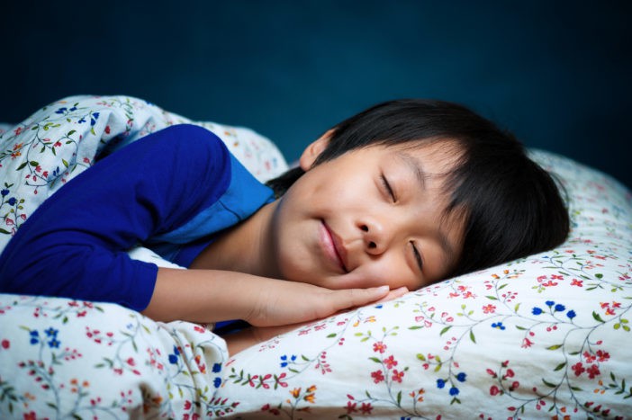 Výška sa zvyšuje, keď dieťa spí