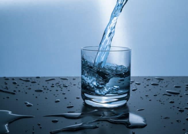 strava na pitie vody bez jedenia